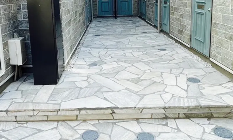 タイル（自然石）：乱形石